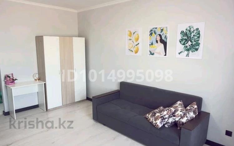 1-комнатная квартира · 40 м² · 12/12 этаж, Коктерек 139/7 за 210 000 ₸ в Алматы, Наурызбайский р-н — фото 2