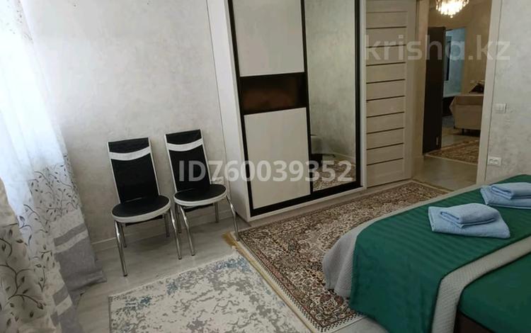2-комнатная квартира · 45 м² · 6/10 этаж, Мкр Аксай, Б. Момышулы 25 за 16 000 ₸ в Алматы, Ауэзовский р-н — фото 23