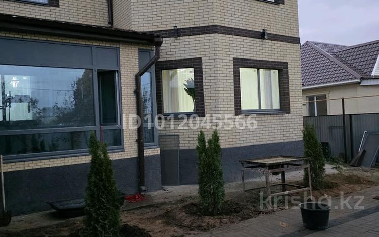 Отдельный дом · 6 комнат · 300 м² · 12 сот., ул. Гулзар 24/2 за 120 млн ₸ в Зачаганске — фото 2