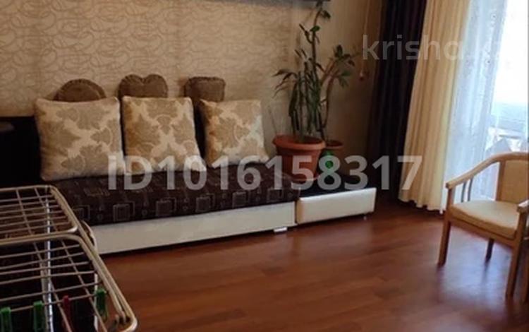 3-комнатная квартира · 63 м² · 6/9 этаж, мкр Юго-Восток, Мкр Степной 2 4/4 за 250 000 ₸ в Караганде, Казыбек би р-н — фото 2