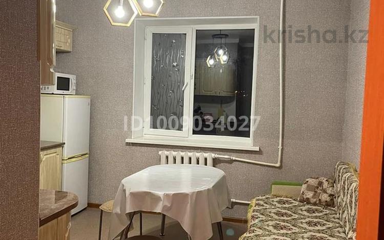 1-комнатная квартира · 41 м² · 1/5 этаж, 10 мкр 22 за 13 млн ₸ в Балхаше — фото 2