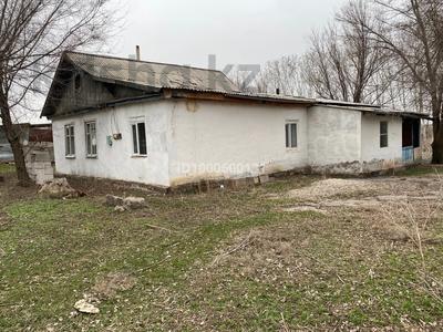 Отдельный дом · 6 комнат · 90 м² · 25 сот., Аубакирова 19 — П.Булак за 4.5 млн 〒 в 