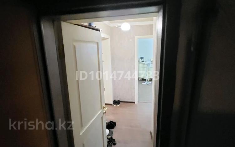 3-комнатная квартира · 61 м² · 4/5 этаж, мкр Михайловка — Аманжолова Сейфуллина за 30 млн ₸ в Караганде, Казыбек би р-н — фото 2