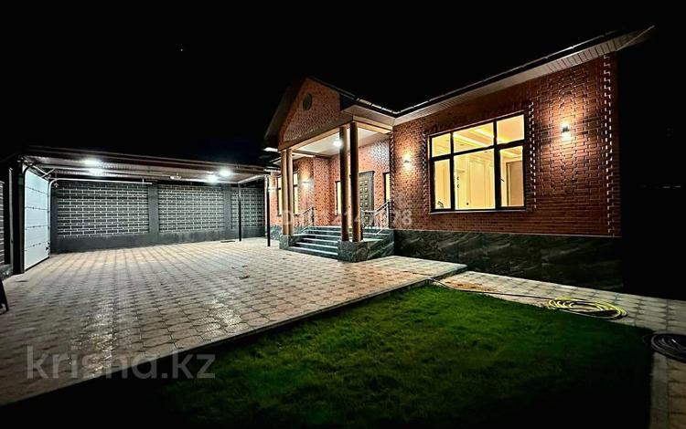 Отдельный дом · 4 комнаты · 200 м² · 5 сот., ул. Наурыз 11 за 120 млн 〒 в Кыргауылдах — фото 2