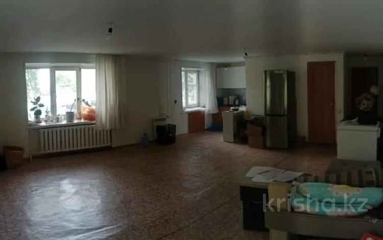 1-бөлмелі пәтер · 43.5 м² · 1/9 қабат, Кабанбай Батыра 154, бағасы: 16 млн ₸ в Усть-Каменогорске — фото 4
