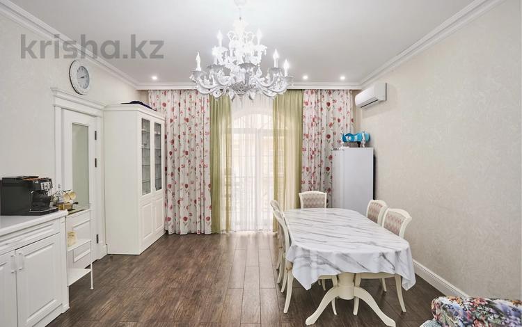 4-комнатная квартира · 220 м² · 5/7 этаж, Шарля де Голля 3 — Шарль де Голь за 158 млн ₸ в Астане, Алматы р-н — фото 4