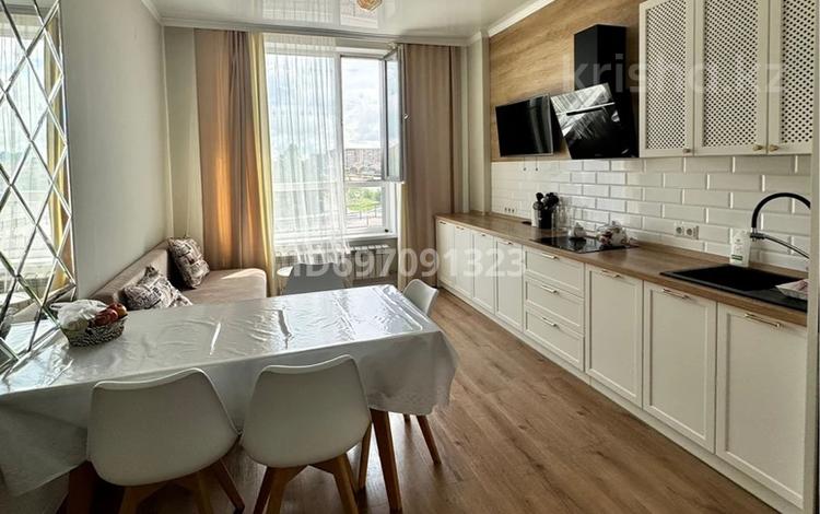 2-комнатная квартира, 79 м², 2/9 этаж помесячно, Бокейхана 25