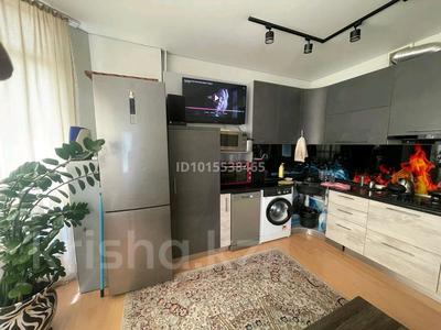 2-бөлмелі пәтер · 54 м² · 8/10 қабат, Таугүл ш/а., Мустай карима 12/18, бағасы: 360 000 ₸ в Алматы, Ауэзовский р-н