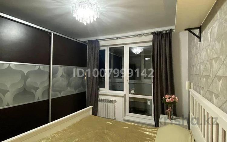 3-бөлмелі пәтер · 70 м² · 5/9 қабат, 5 мкр 37, бағасы: 350 000 ₸ в Аксае — фото 2
