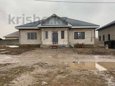 Отдельный дом · 5 комнат · 224 м² · 5 сот., Қызғалдақ 7 — 19 км .рядом 300 м Ташкентский тракт и БАКАД .Возле магазина Айбар , 500 метров примерно за 38 млн ₸ в 