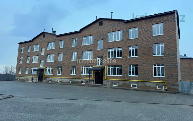 2-бөлмелі пәтер · 71.5 м² · 1/3 қабат, Бисен Жумагалиев 27/2, бағасы: 22 млн ₸ в Уральске — фото 2