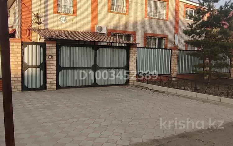 Жеке үй · 10 бөлме · 350 м² · 15 жүзд., Балыктинская 44, бағасы: 65 млн ₸ в Рудном — фото 42