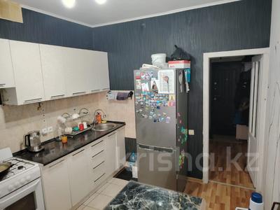 1-комнатная квартира · 38 м² · 8/9 этаж, Кизатова за 16.5 млн 〒 в Петропавловске