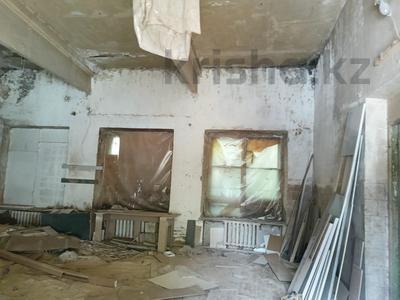 Свободное назначение, офисы, магазины и бутики, склады, азс, автосервисы и автомойки, общепит, салоны красоты, сельское хозяйство, бани, гостиницы и зоны отдыха, фитнес и спорт, медцентры и аптеки, образование, развлечения, конференц-залы, кабинеты и рабочие места, студии · 152 м² за 304 000 ₸ в Усть-Каменогорске, Ульбинский