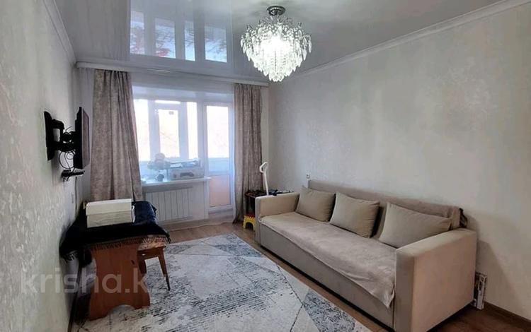 3-комнатная квартира · 58.1 м² · 2/5 этаж, Уральская 2 за 22 млн 〒 в Костанае — фото 2