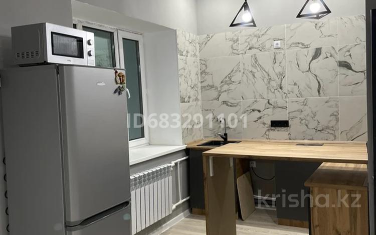 1-бөлмелі пәтер · 35.2 м² · 2/5 қабат, Авиагородок мкр 15а, бағасы: 120 000 〒 в Актобе, мкр Авиагородок — фото 2