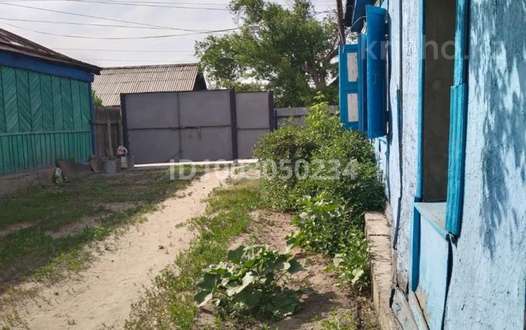 Отдельный дом · 2 комнаты · 46.2 м² · 7 сот., Жанатайулы 104 за 12 млн 〒 в Семее — фото 2