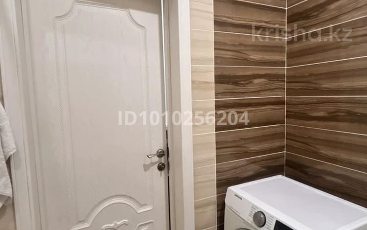 2-бөлмелі пәтер · 67 м² · 4/12 қабат, нажмиденова 34, бағасы: 40 млн ₸ в Астане, Сарайшык р-н — фото 2