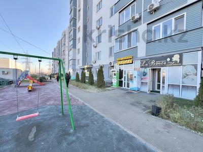 Продажа коммерческой недвижимости в Алматы: Свободное назначение, офисы, магазины и бутики, склады, общепит, салоны красоты, медцентры и аптеки, образование, развлечения · 65 м² за 52 млн 〒 Свободное назначение, офисы, магазины и бутики, склады, общепит, салоны красоты, медцентры и аптеки, образование, развлечения · 65 м² за 52 млн 〒 в Алматы, Ауэзовский р-н