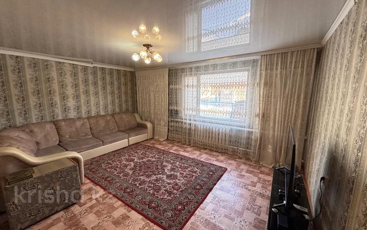 Отдельный дом · 4 комнаты · 100 м² · 6.5 сот., Барнаульская 82 — Камзина / Салтыкова-Щедрина за 38 млн 〒 в Павлодаре — фото 3