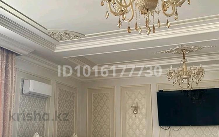 3-комнатная квартира · 160 м², Орынбор 24 за 800 000 ₸ в Астане, Есильский р-н — фото 2