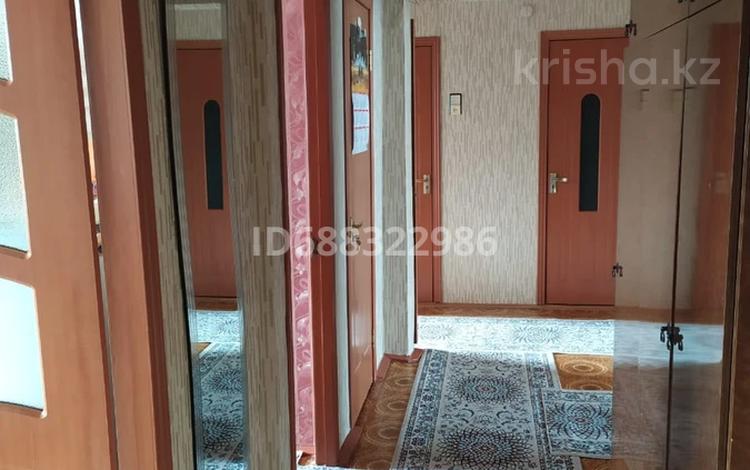 4-бөлмелі пәтер · 80 м² · 4/6 қабат, Желтоксан 37, бағасы: 20 млн ₸ в Аксу — фото 11
