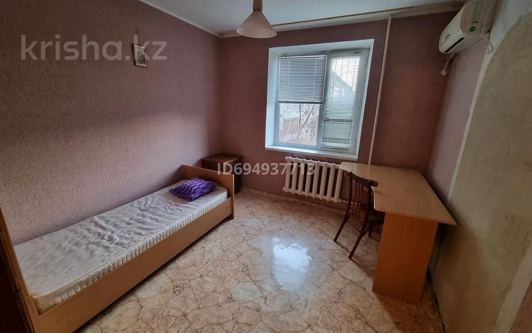 4-бөлмелі пәтер · 80 м² · 3/9 қабат, мкр Кунаева 25, бағасы: 25 млн ₸ в Уральске — фото 17