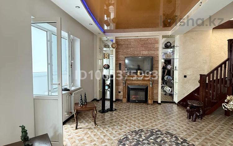 5-комнатная квартира · 164.7 м² · 5/5 этаж, Сатпаева 48а — Сатпаева 48а за 65 млн 〒 в Атырау — фото 2