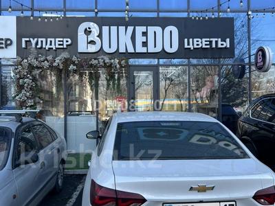 Цветочный магазин (действующий) · 60 м², бағасы: 15 млн 〒 в Шымкенте, Аль-Фарабийский р-н