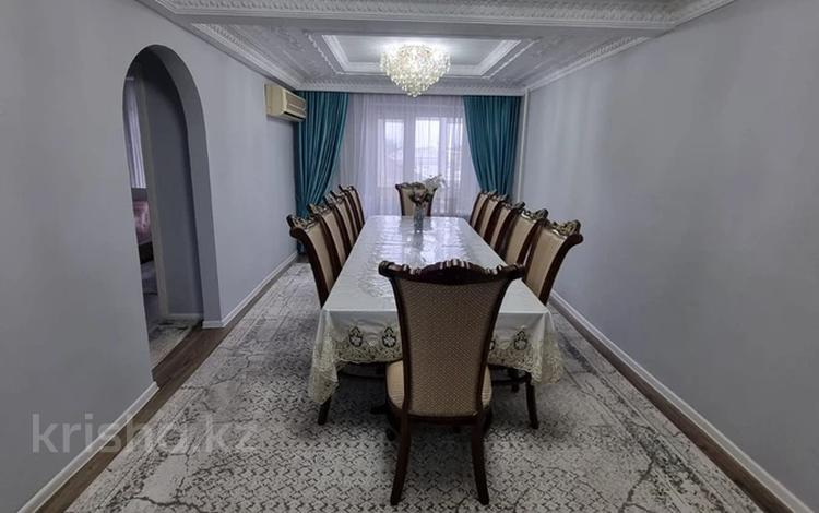 5-комнатная квартира, 150 м², 3/5 этаж, Толебаева 198 за 51 млн 〒 в Талдыкоргане — фото 2