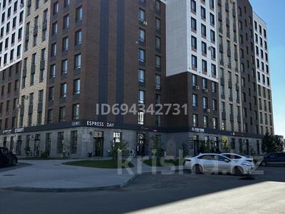 2-комнатная квартира, 45 м², 9/10 этаж, Кайым Мухамедханов 12 за 26.3 млн 〒 в Астане
