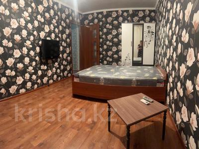 Аренда квартир в Шымкенте: 1-комнатная квартира · 28 м² · 4/4 этаж, ул. Момышулы 10 за 140 000 〒 1-комнатная квартира · 28 м² · 4/4 этаж, ул. Момышулы 10 за 140 000 〒 в Шымкенте, Аль-Фарабийский р-н
