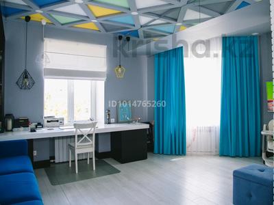 2-бөлмелі пәтер · 64 м² · 4/5 қабат, Жаңа қала ш/а., Назарбаева 20, бағасы: 300 000 ₸ в Караганде, Казыбек би р-н