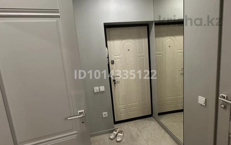 1-комнатная квартира · 37.7 м² · 9/10 этаж, мкр Юго-Восток, Карбышева за 300 000 ₸ в Караганде, Казыбек би р-н — фото 2