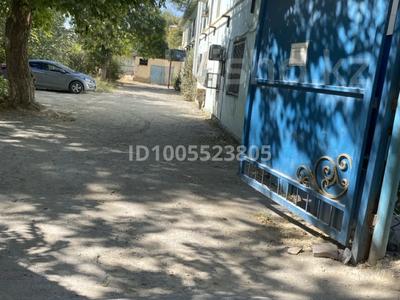 2-бөлмелі пәтер · 40 м² · 1/2 қабат, Алдиярова 8 — Акбар базар Қазына қасында, бағасы: 150 000 ₸ в Шымкенте, Аль-Фарабийский р-н