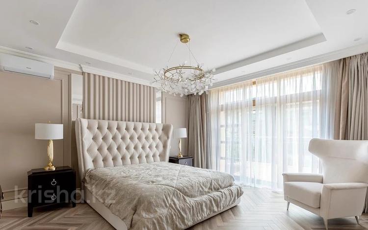 4-комнатная квартира · 270 м² · 4/5 этаж, Карашаш ана 31 за 2.2 млн ₸ в Астане, Есильский р-н — фото 2