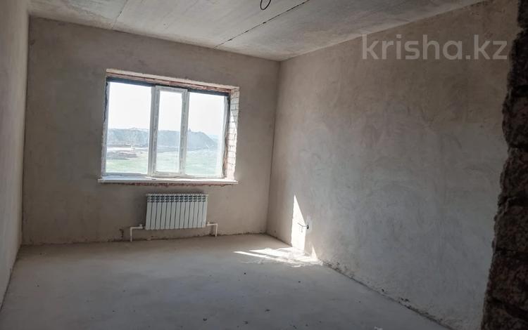 2-комнатная квартира · 76.8 м² · 4/5 этаж, мкр. Алтын орда за 23.5 млн ₸ в Актобе — фото 2