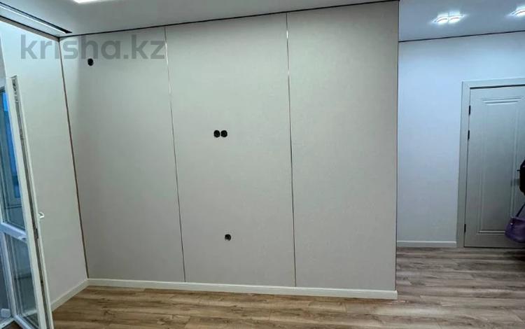 2-бөлмелі пәтер · 36.8 м² · 9/9 қабат, Нажмеденова 5/1, бағасы: 26.5 млн ₸ в Астане, Алматы р-н — фото 2