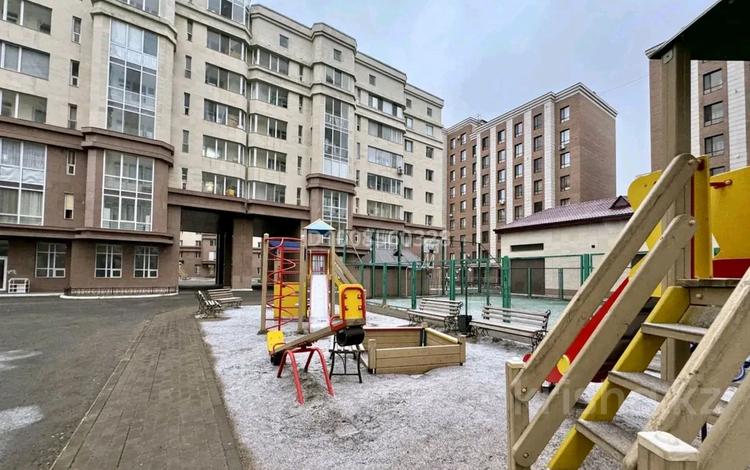2-комнатная квартира · 69 м² · 10/12 этаж, Улы Дала 55/2 за 300 000 ₸ в Астане, Есильский р-н — фото 2