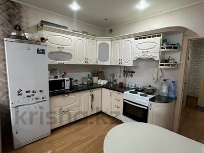 2-бөлмелі пәтер · 50 м² · 17/18 қабат, Кенен Азербаев 47, бағасы: 23.5 млн ₸ в Астане, Сарайшык р-н