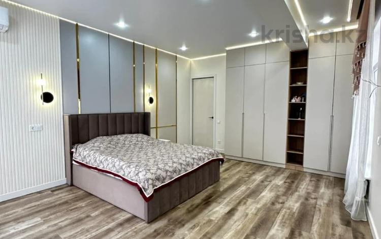 5-комнатная квартира · 254 м² · 4/4 этаж, Мангистауская 16 за 290 млн ₸ в Алматы, Медеуский р-н — фото 8