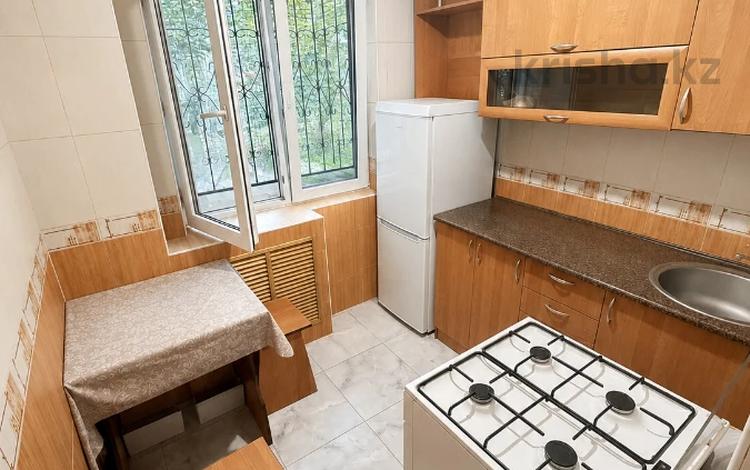 2-комнатная квартира · 43 м² · 1/5 этаж, 2мкр за 27 млн ₸ в Алматы, Ауэзовский р-н — фото 2