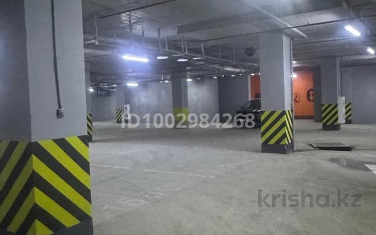 Паркинг · 15 м² · Абая 160 — БЦ Verum за 4.5 млн ₸ в Алматы, Бостандыкский р-н — фото 2