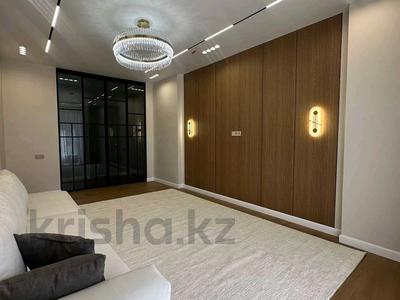 4-комнатная квартира · 112 м² · 9/12 этаж, Сыганак 28 за 90 млн ₸ в Астане, Нура р-н