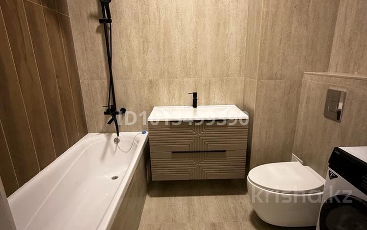 2-комнатная квартира · 80 м² · 4/8 этаж, Кабанбай батыра 64 — Рыскулова за 450 000 ₸ в Астане, Есильский р-н — фото 2