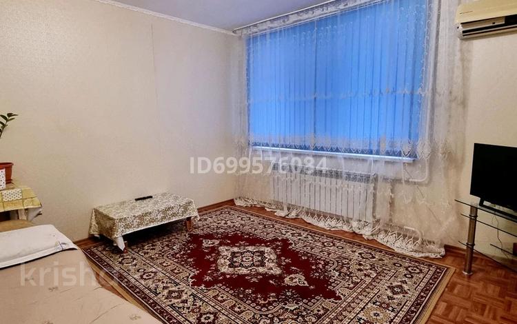 2-бөлмелі пәтер · 45 м² · 1/5 қабат, мкр Центральный, Махамбета 114"а", бағасы: 10 000 〒 в Атырау — фото 6