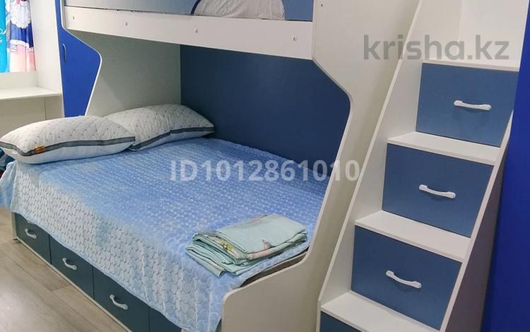 3-бөлмелі пәтер · 67 м² · 1/5 қабат, Абая 12, бағасы: 30 000 ₸ в Бурабае — фото 2