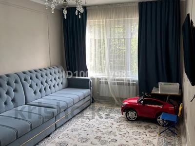 Продажа квартир в Алматинской обл.: 4-комнатная квартира · 90 м² · 3/5 этаж, Рыскулова 259 — Угол улицы Менделеева за 35 млн 〒 4-комнатная квартира · 90 м² · 3/5 этаж, Рыскулова 259 — Угол улицы Менделеева за 35 млн 〒 в Талгаре