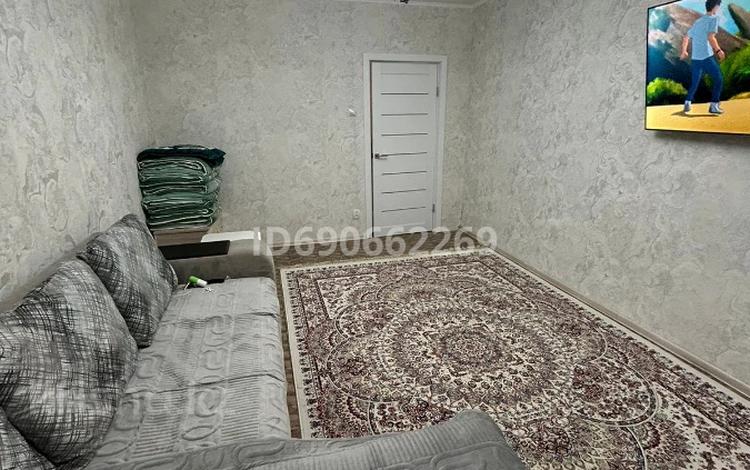 3-бөлмелі пәтер · 70 м² · 9/9 қабат, 5 микрорайон 20 — Магазин Лидер, бағасы: 23 млн ₸ в Аксае — фото 3