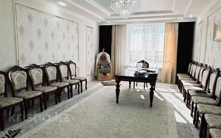 4-бөлмелі пәтер · 154.7 м² · 8/9 қабат, Жуманиязова, бағасы: 78.5 млн ₸ в Уральске — фото 11